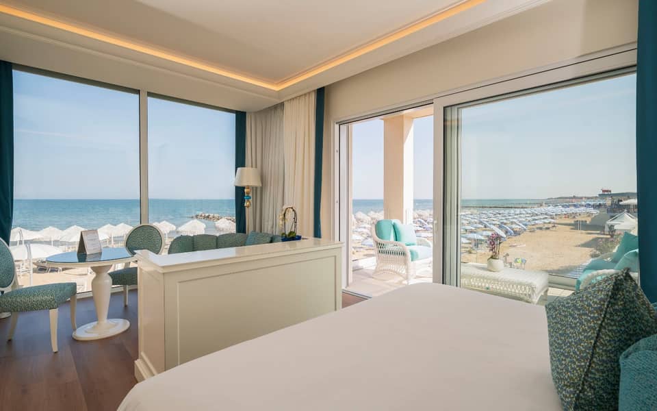 11 Corner Suite Al Primo Piano